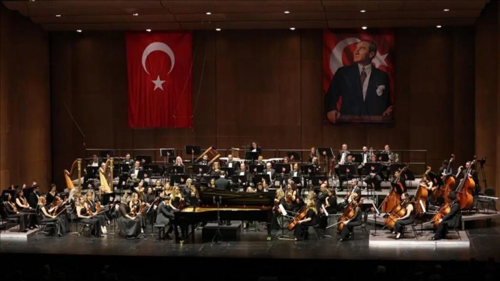 İDSO’dan Cumhuriyet Bayramı Konseriyle Coşkulu Kutlama