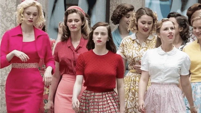 Billie Eilish, Sylvia Plath’in “Sırça Fanus” filminde başrolde!